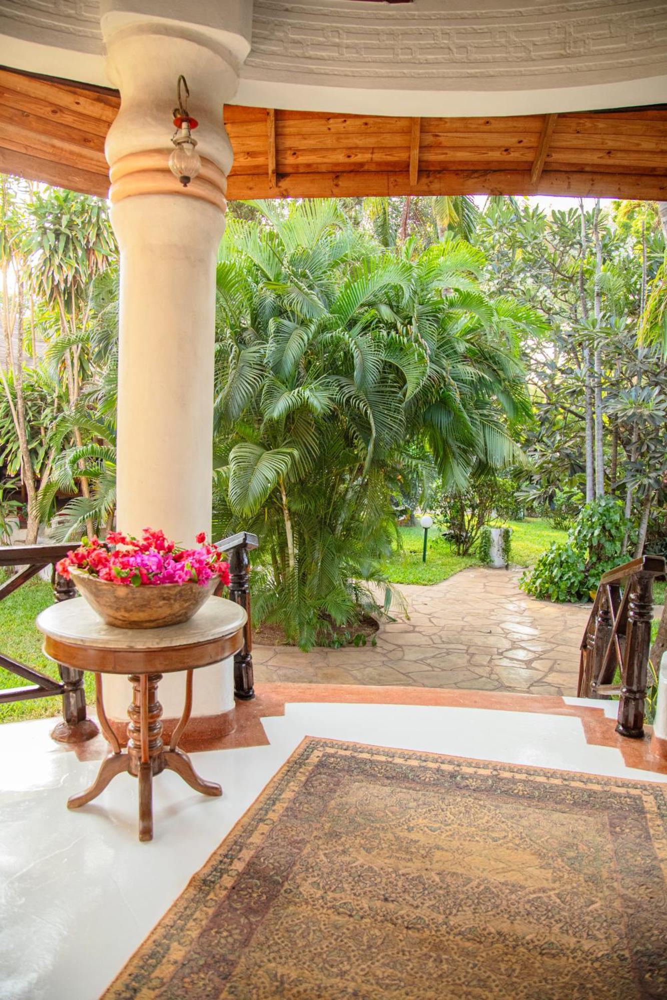 African House Resort